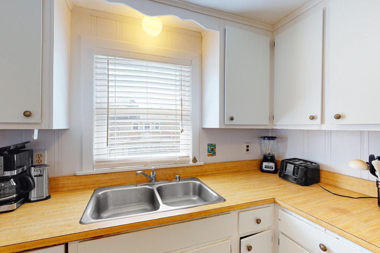Walk The Plank 876 Holiday home